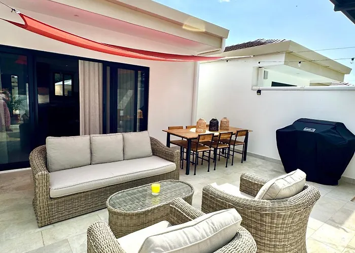 Grandy Oasis With Private Pool *