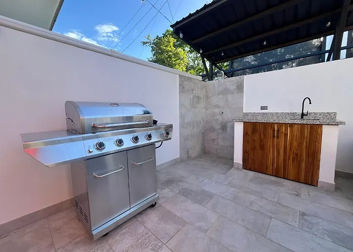 Grandy Oasis With Private Pool